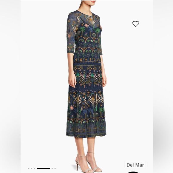 Nwt Johnny Was
Nova Paneled Midi-Dress Embroidered Del Mar Navy - Picture 3 of 11